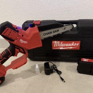 Aku pila Milwaukee 20cm mač, 2 lanca 2 velike baterije M18