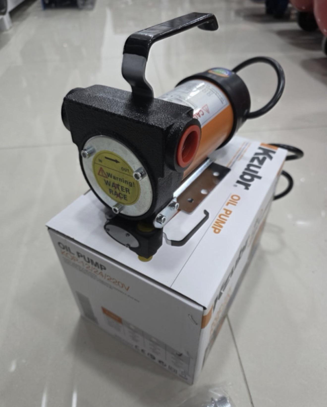 PUMPA ZA PRETAKANJE ULJA I DRUGIH TECNOSTI NA 220V KZUBR PROFI